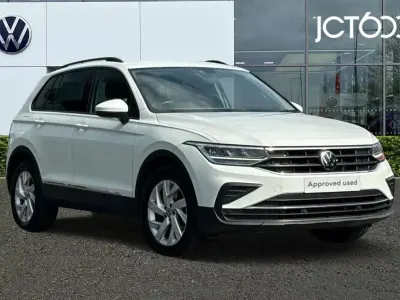Used VW Tiguan Life 150 HP (110 kW) 2022 White SUV