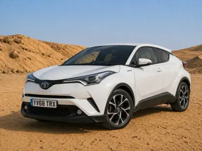 Used Toyota C-HR Design 122 HP (89 kW) 2019 White SUV