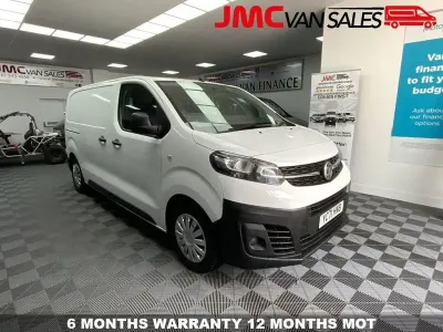 Used Vauxhall Vivaro Edition 100 HP (73 kW) 2021 White MPV
