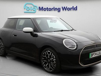 Used Mini Cooper Exclusive 160 kW (218 HP) 2025 Hatchback