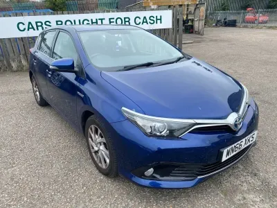 Used Toyota Auris Hybrid