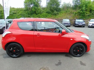 Used Suzuki Swift 2017 Red Hatchback