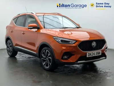 Używany MG ZS Exclusive 111 KM (81 kW) 2024 Pomarańczowy SUV