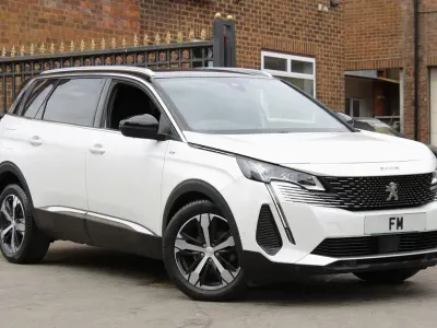 Used Peugeot 5008 GTi 130 HP (95 kW) 2023 White SUV