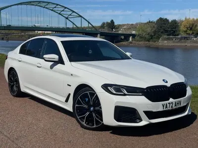 Used BMW 545e M Sport 389 HP (286 kW) 2022 White Sedan