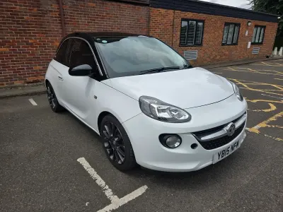 Used Vauxhall Adam Glam 100 HP (73 kW) 2015 White Hatchback