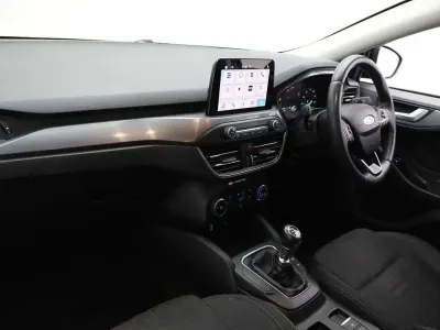 Used Ford Focus Active 123 HP (90 kW) 2019 Blue Hatchback