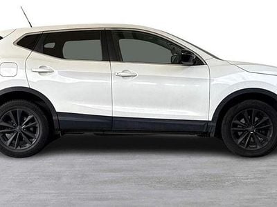 Pure white Used 2014 Nissan Qashqai Acenta Premium SUV | £6,275 (Fair price)