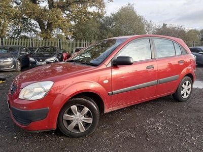 Used Kia Rio 2006 Red Hatchback