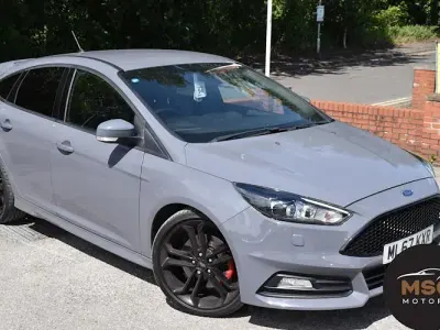 Used Ford Focus ST 250 HP (183 kW) 2016 Grey Hatchback