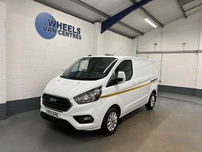 Used Ford Transit Custom Limited 130 HP (95 kW) 2021 White Van