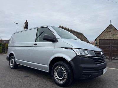 Second-hand VW Transporter Startline 150 CP (110 kW) 2021 Argintiu Van