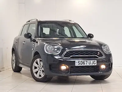 Used Mini Cooper S 192 HP (141 kW) 2017 Black Hatchback