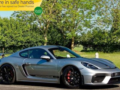 Porsche Cayman GT4
