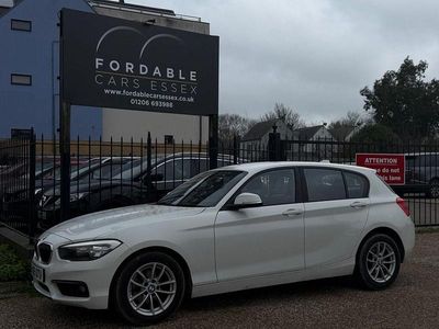 Used BMW 118 Comfort Edition 136 HP (100 kW) 2015 White Hatchback