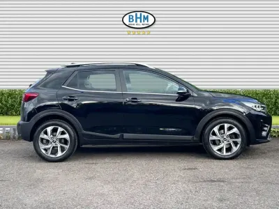 Used Kia Stonic GT-Line 99 HP (72 kW) 2023 Midnight black SUV