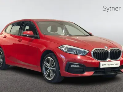 Used BMW 116 Sport Line 114 HP (83 kW) 2019 Red Hatchback