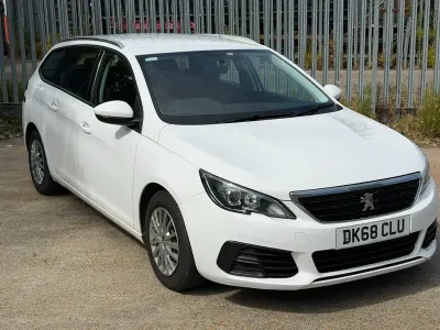 Used Peugeot 308 Access 2018 White Estate
