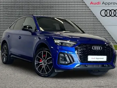Used Audi Q5 Comfort 261 HP (191 kW) 2022 Blue SUV