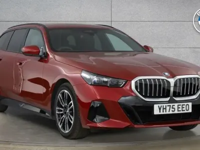 Used BMW 520 M Sport 205 HP (150 kW) 2025 Red Estate
