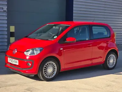 Używany VW up! high up! 60 KM (44 kW) 2015 Czerwony Hatchback
