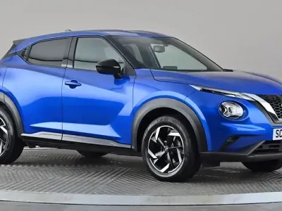 Used Nissan Juke N-Connecta 114 HP (83 kW) 2023 Blue SUV