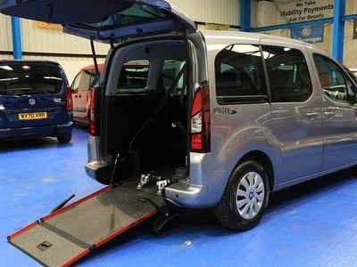 Used Peugeot Partner Tepee Active 98 HP (72 kW) 2017 MPV