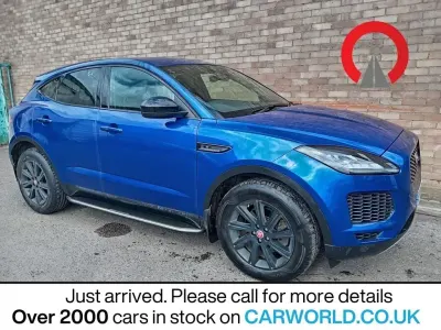 Usado Jaguar E-Pace S 180 HP (132 kW) 2020 Azul SUV
