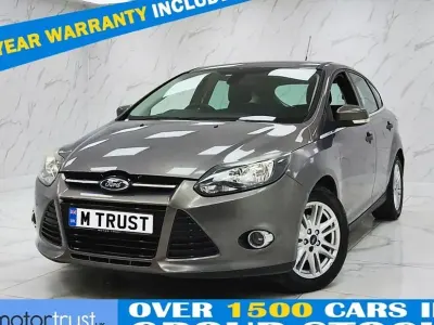 Używany Ford Focus Titanium 125 KM (91 kW) 2012 Brązowy Hatchback