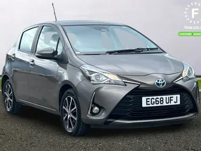 Used Toyota Yaris Hybrid 101 HP (74 kW) 2019 Bronze Hatchback