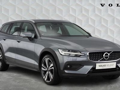 Used Volvo V60 CC Plus 247 HP (181 kW) 2020 Grey Estate