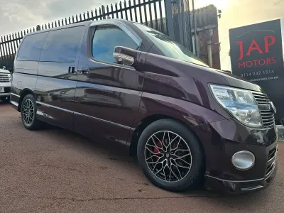 Usado Nissan Elgrand