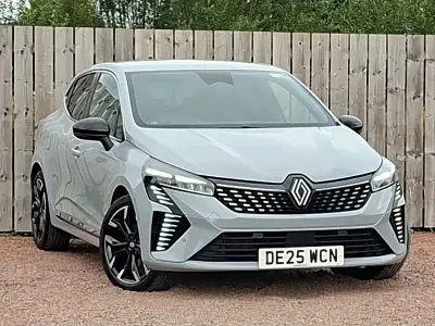 Used Renault Clio Techno 143 HP (105 kW) 2025 Grey Hatchback