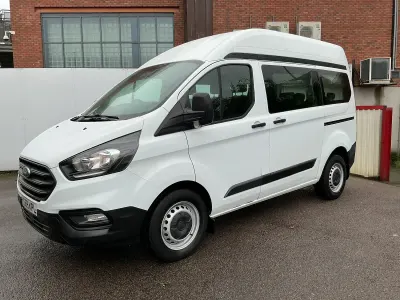 Used Ford Transit Custom 105 HP (77 kW) 2019 White Van