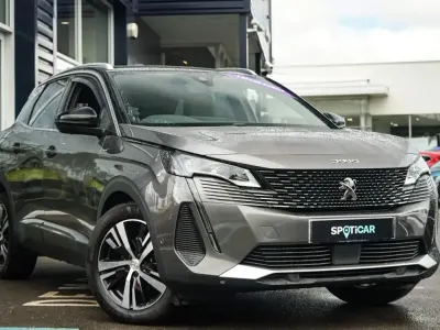 Used Peugeot 3008 GT 131 HP (96 kW) 2023 Grey SUV