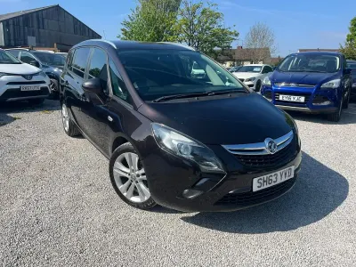 Used Vauxhall Zafira SRi 170 HP (125 kW) 2014 Brown MPV