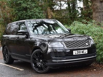 Used Land Rover Range Rover Vogue SE 2018 Santorini black metallic with ivory perforated hid SUV
