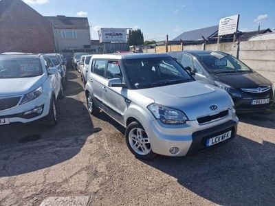 Used Kia Soul 126 HP (92 kW) 2011 Silver SUV