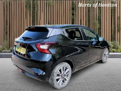 Begagnad Nissan Micra Tekna 2020 Svart Halvkombi