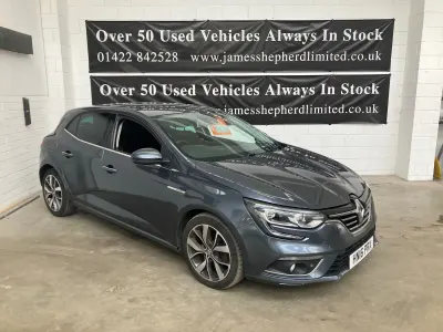 Used Renault Mégane Dynamique 110 HP (80 kW) 2016 Grey Hatchback