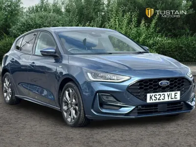 Used Ford Focus ST-Line 125 HP (91 kW) 2023 Blue Hatchback