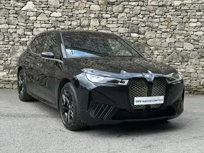 Usado BMW iX Comfort Edition 455 kW (619 HP) 2023 Preto SUV