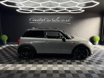 Używany Mini Cooper Hatch 136 KM (100 kW) 2014 Szary Hatchback