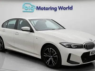 Begagnad BMW 330e M Sport 292 HK (214 kW) 2024 Vit Sedan