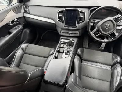 Used Volvo XC90 R-Design 235 HP (172 kW) 2020 Black SUV
