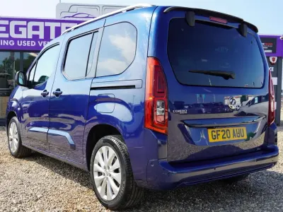 Used Vauxhall Combo Elite 128 HP (94 kW) 2020 Blue MPV