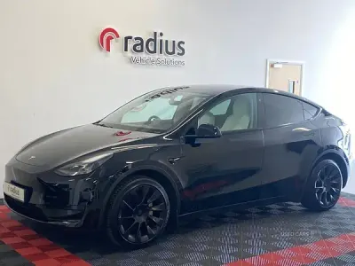 Used Tesla Model Y RWD 219 kW (299 HP) 2023 Black SUV
