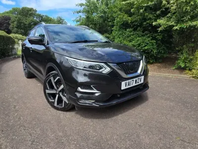 Used Nissan Qashqai Tekna 130 HP (95 kW) 2017 Black SUV