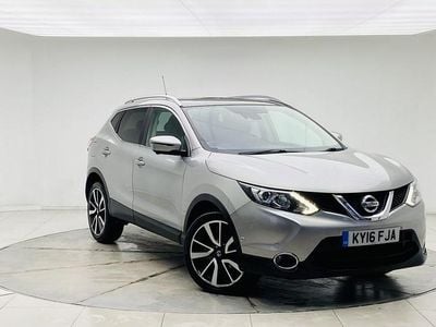 Used Nissan Qashqai Tekna 130 HP (95 kW) 2016 Silver SUV
