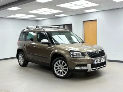 Used Skoda Yeti Business Line 150 HP (110 kW) 2015 Brown SUV